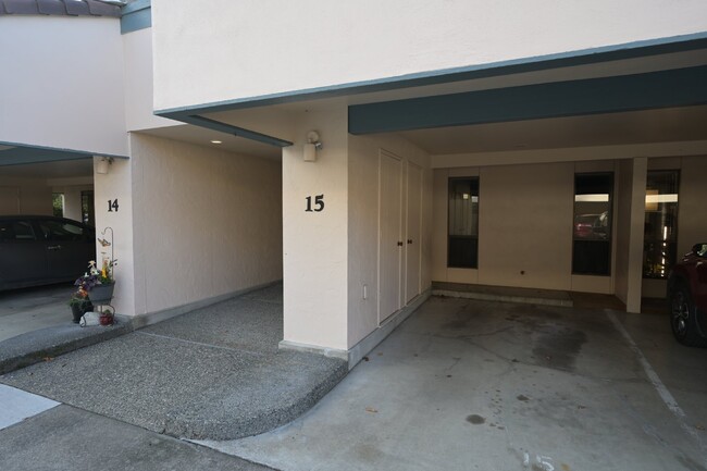 Foto del edificio - 2 bed 2.5 bath condo in the heart of Sequim!