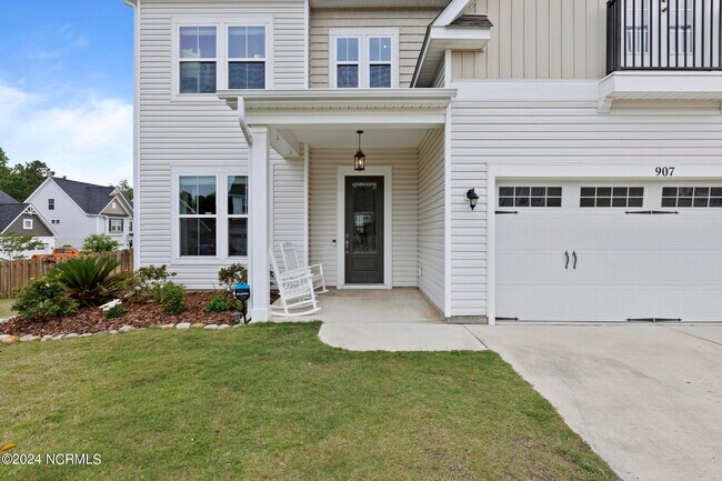 Building Photo - 907 W Arboria Dr