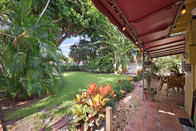 Foto del edificio - 427 33rd St