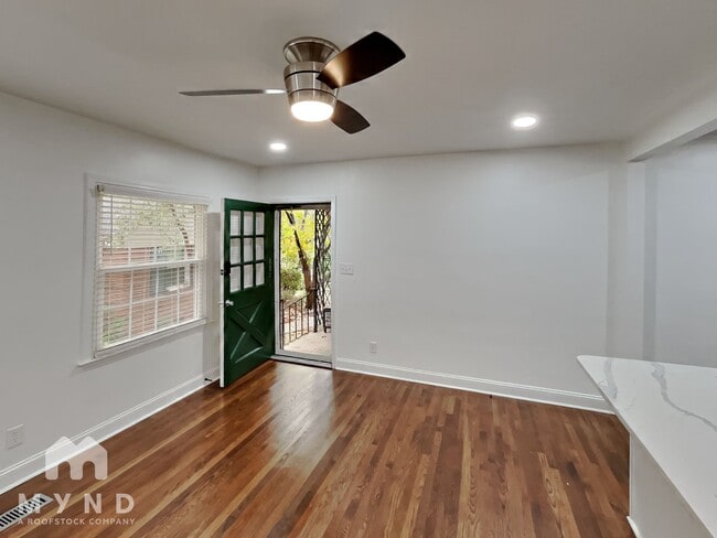 Foto del edificio - 1416 Whilden Pl