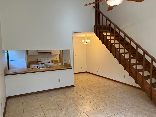 Foto del edificio - 333 Whetherbine Way E