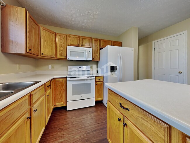 Building Photo - 229 Triple Crown Dr