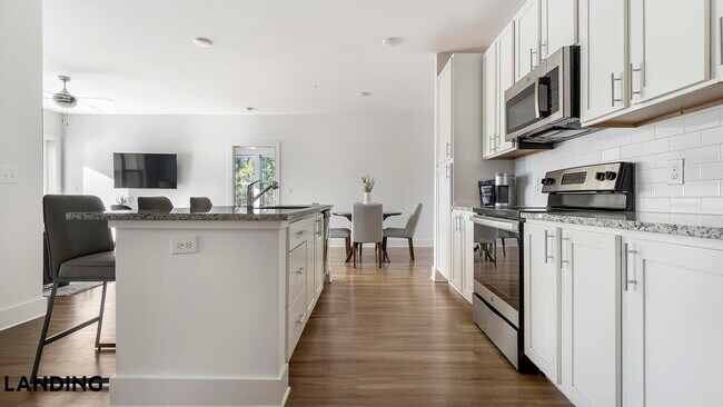 Foto del edificio - 5209 Craftsman Dr