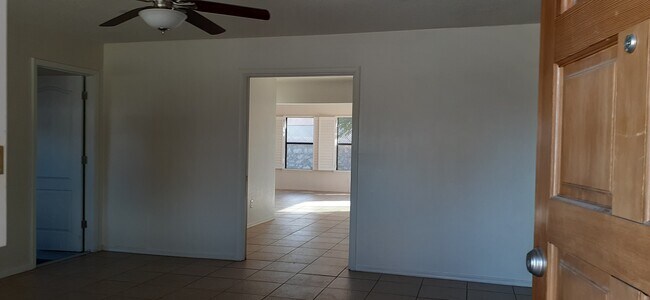 Building Photo - 3216 Donegal Rd