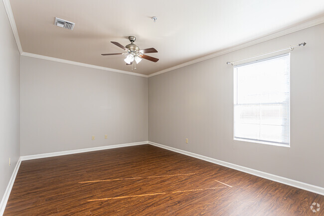 2HAB, 2BA - 1,060 ft² - Guidry Row Apartment Homes
