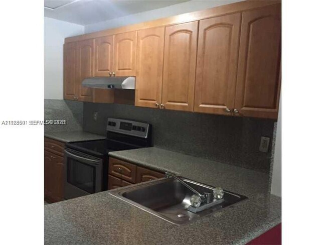 Foto del edificio - 14851 SW 104th St