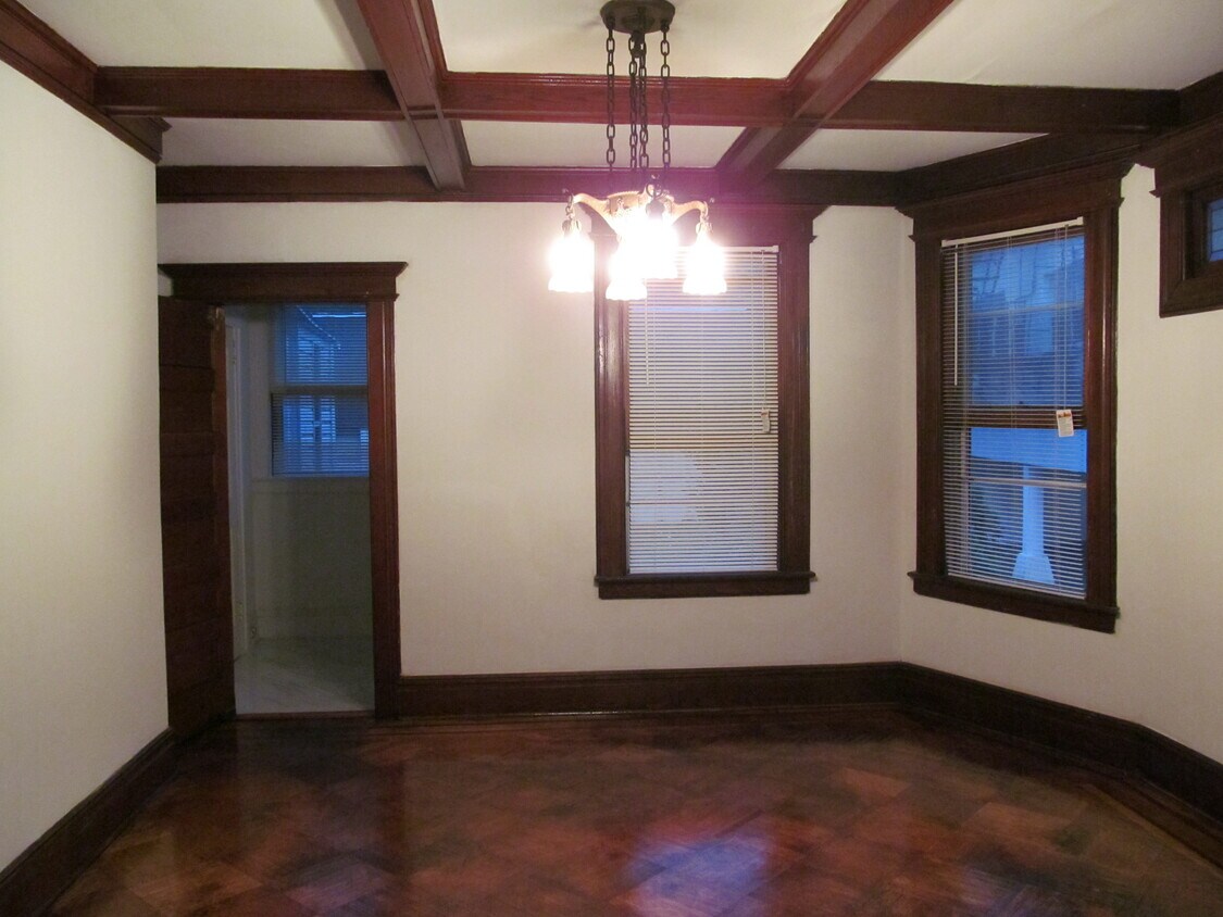 Building Photo - 4 Cottage St