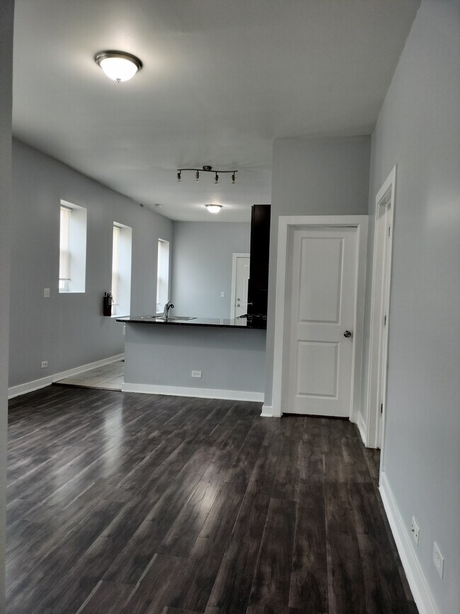 Foto del edificio - 6501 S Justine St