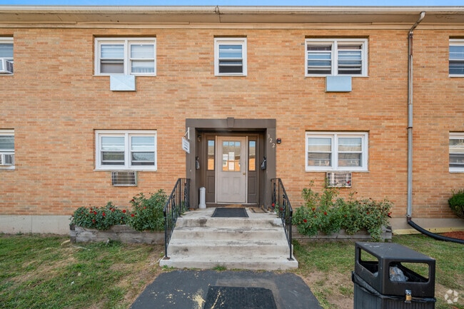 Building Photo - 324 Park Ave