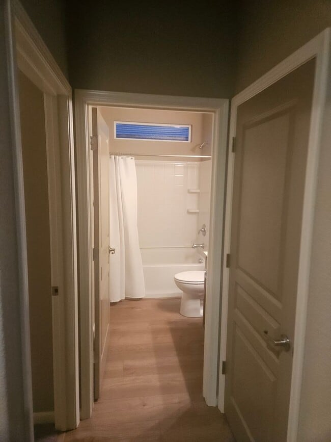 Building Photo - Del Web 55+ fully remodeled