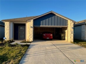 Building Photo - 308 Millbrook Blvd
