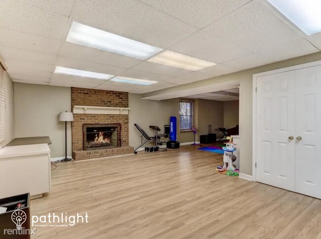 Foto del edificio - 4 br, 2.5 bath House - 5677 Bellville Way ...