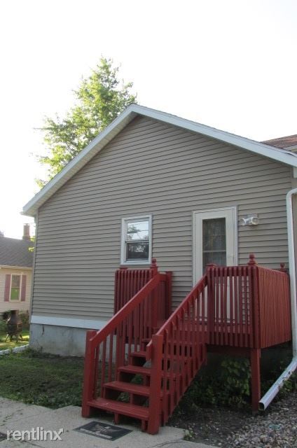 Building Photo - 707 E Market St