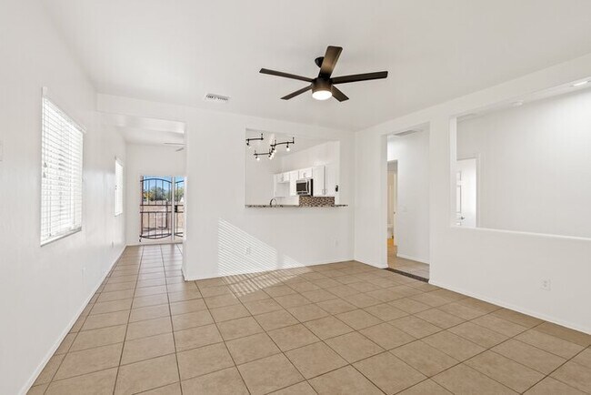 Building Photo - Tucson, AZ - Single-Family - $1,595.00 Ava...