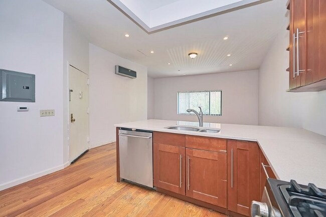 Foto del edificio - 288 Wadsworth Ave