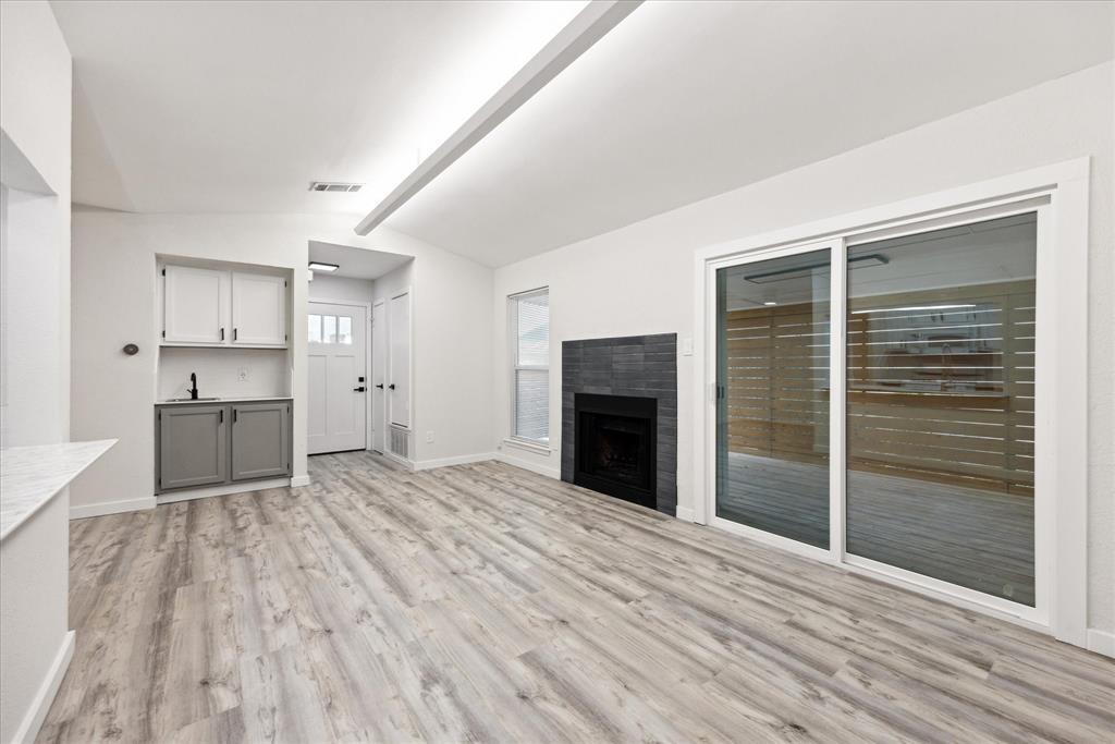 Foto principal - 3609 Leafield Dr