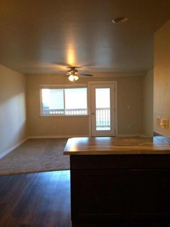 Foto del edificio - 2236#9 Baxter Lane