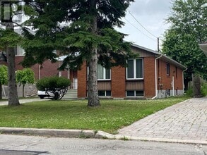 Building Photo - 183 Combe Ave