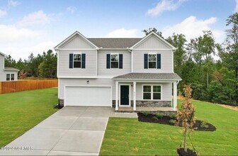 Building Photo - 435 Bassett Ln