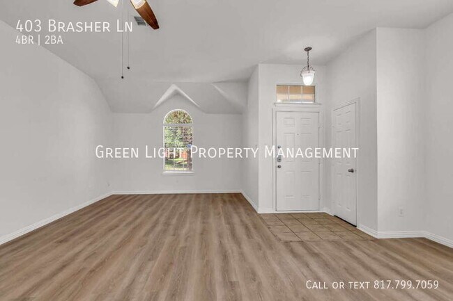 Foto del edificio - 403 Brasher Ln