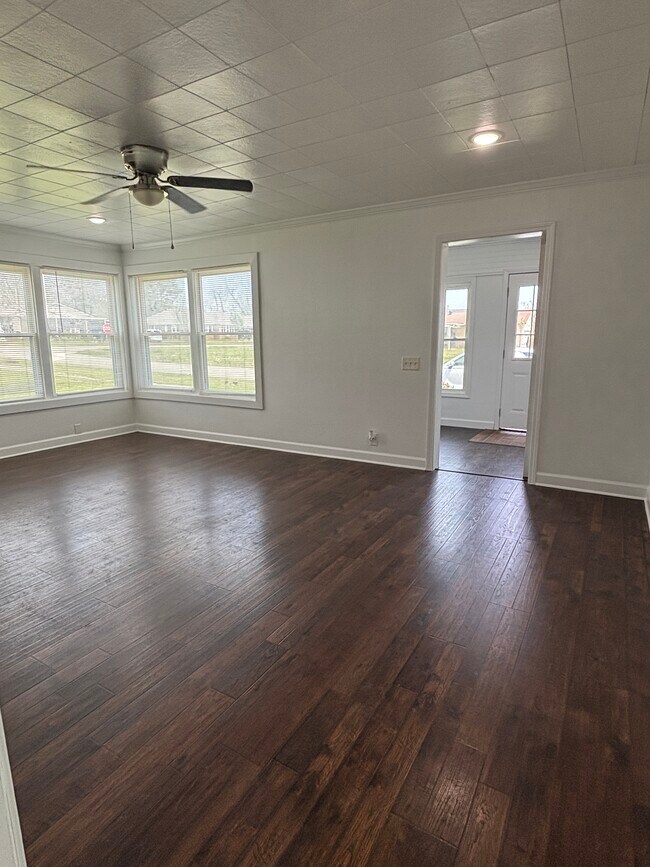 Building Photo - 408 S Fordyce St