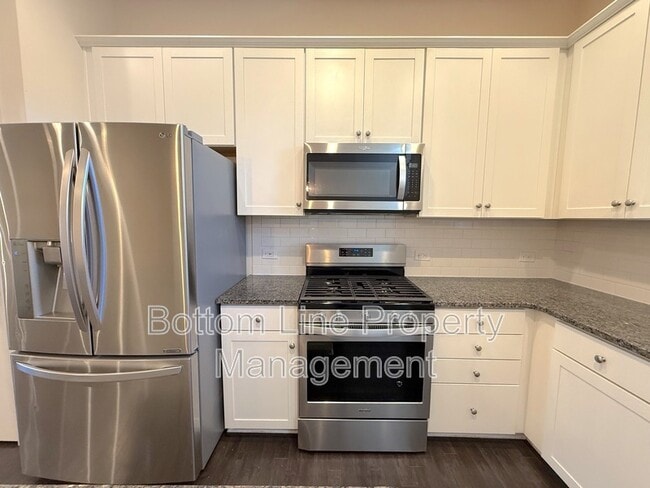 Foto del edificio - 9307 Gladden Hill Ln