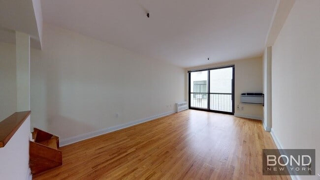 Building Photo - 1 Astor Pl