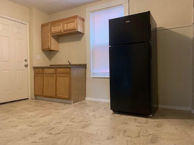 Foto del edificio - 3321 Wunder Ave