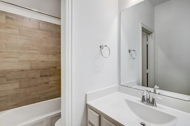 Foto del edificio - 21015 Morning Nectar Ln