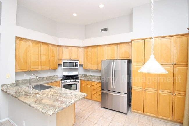Foto del edificio - 5997 W Aurora Dr