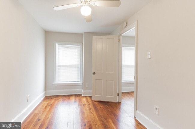 Building Photo - 718 W Elm St