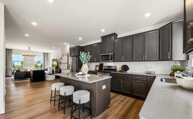 Building Photo - 12 Barbine Wy