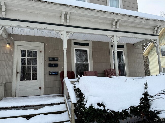 Foto del edificio - 215 James St