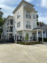 Building Photo - 23 S Morrison St