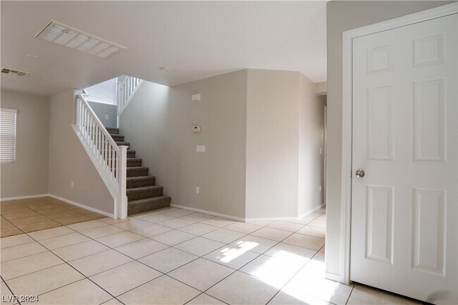 Foto del edificio - 7316 Prussian Green St