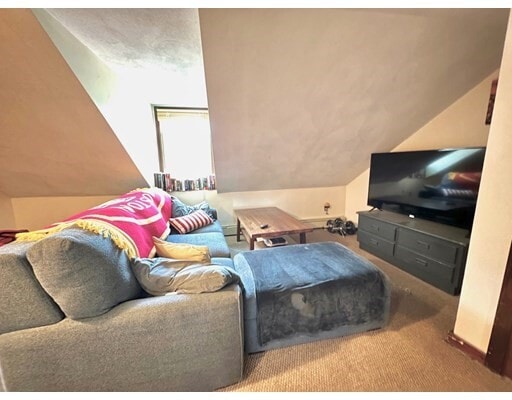 Building Photo - 85-87 Main St