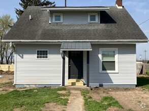 Building Photo - 6237-6273 Germantown Rd