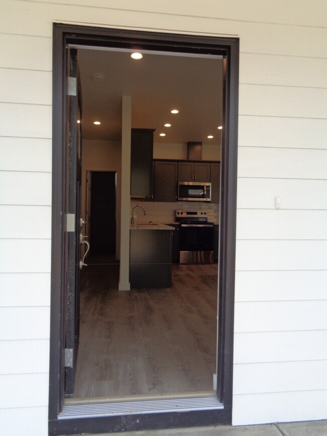 Foto del edificio - 1730 Wildwood Pl NE