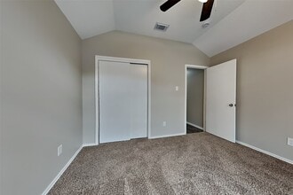 Building Photo - 19406 Arbor Pines Ln