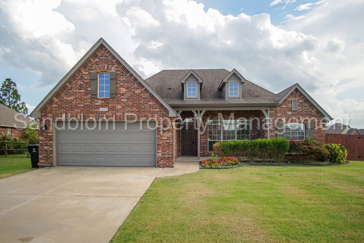 Primary Photo - FOR LEASE | Broken Arrow | 3 Bed, 2 Bath H...