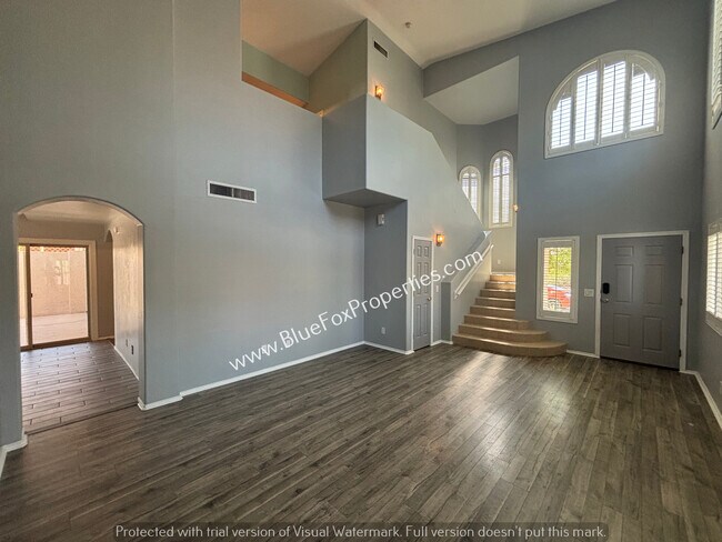 Building Photo - 7180 W Maple Ridge Dr