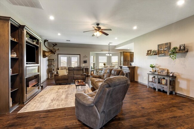 Foto del edificio - 8398 SW Sun Valley Dr