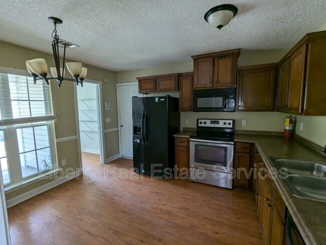 Building Photo - 202 Augusta Way