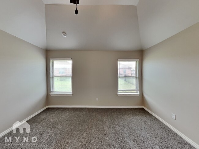 Building Photo - 609 Texoma Dr