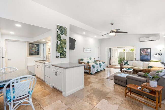 Building Photo - 516A N Kainalu Dr