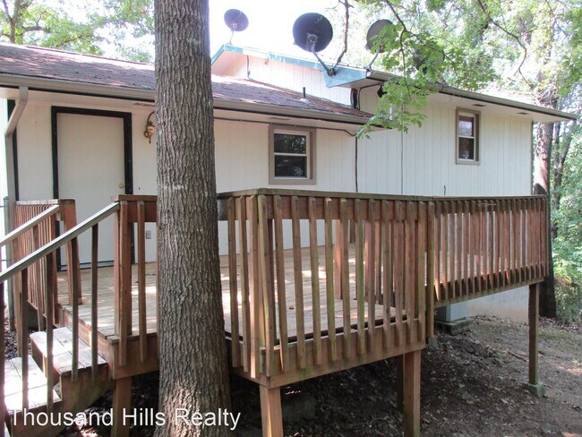 Building Photo - 3 br, 1 bath House - 1205 Berry Drive