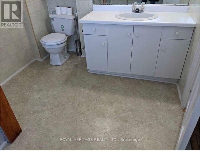 Photo du bâtiment - 75 Charles St