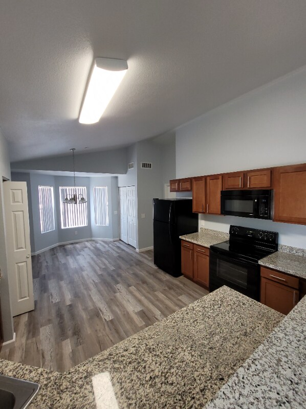 Foto del edificio - 16222 N 123rd Dr