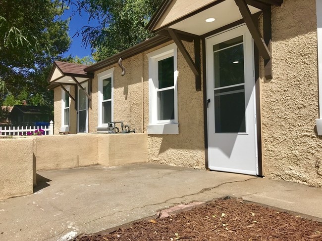 Building Photo - Beautiful Duplex in Loveland