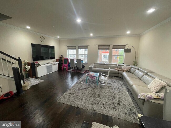 Foto del edificio - 7022 Foxton Way